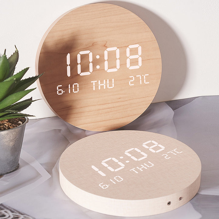 Elegant table clock in modern wood design Bowlift