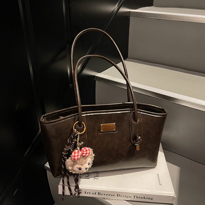 Elegant Structured Leather Tote Bowlift