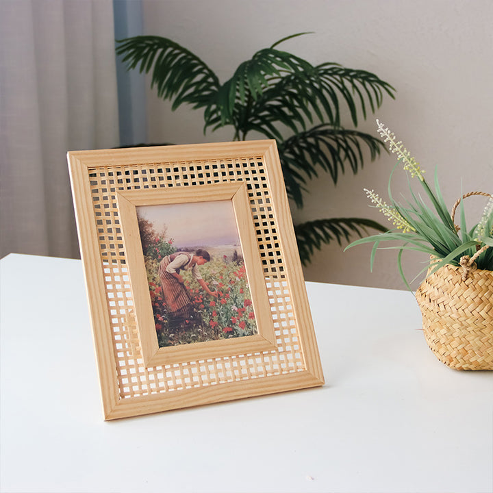 Artistic Picture Frames Bowlift