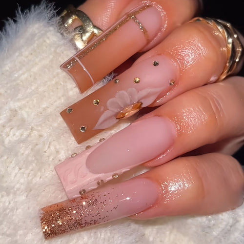 Glamorous Floral Embellished Press-On Nail Art Bowlift