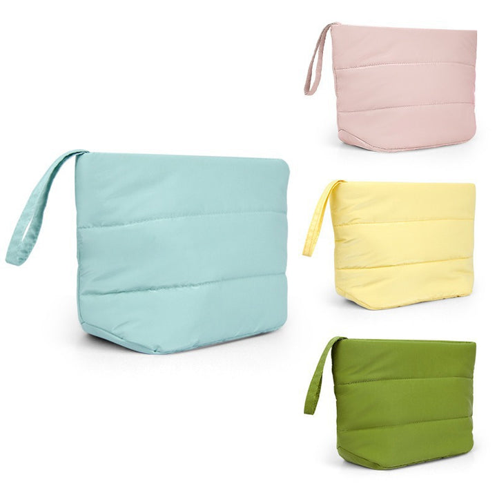 Stylish and Functional Cosmetic Bag Bowlift