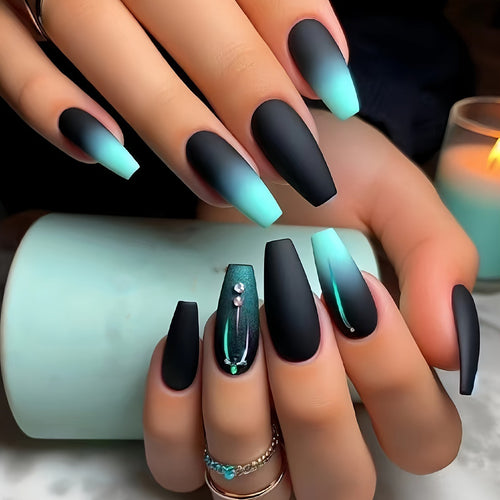 Trendy Artificial Nails with Matte Chic Finish Bowlift