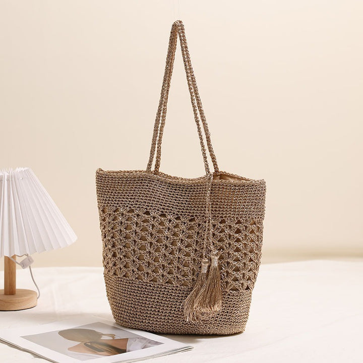 Crocheted tote bag with elegant tassels Bowlift
