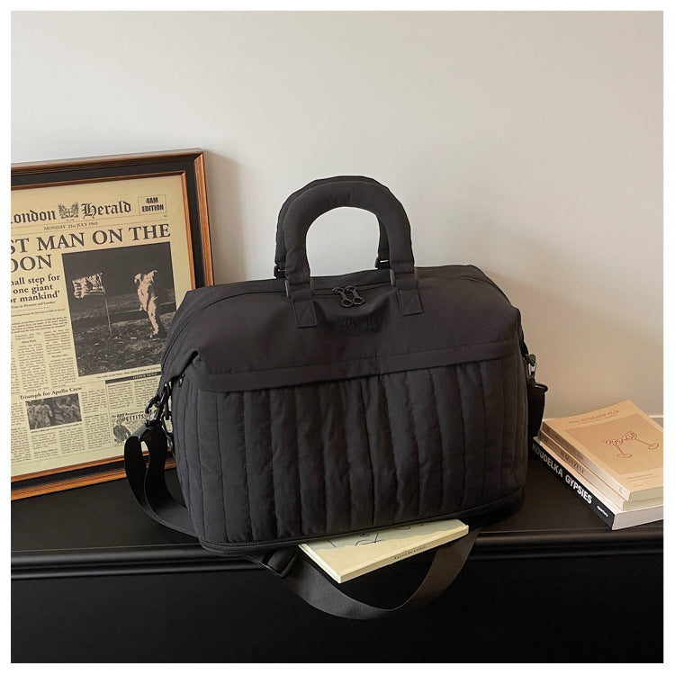 Functional travel bag with padded outer layer Bowlift