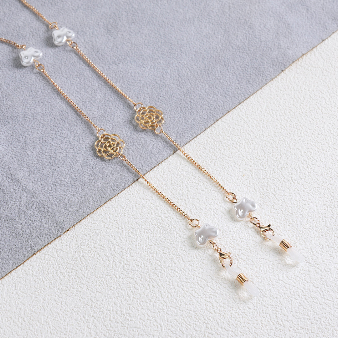 Elegant Floral Drop Earrings Bowlift