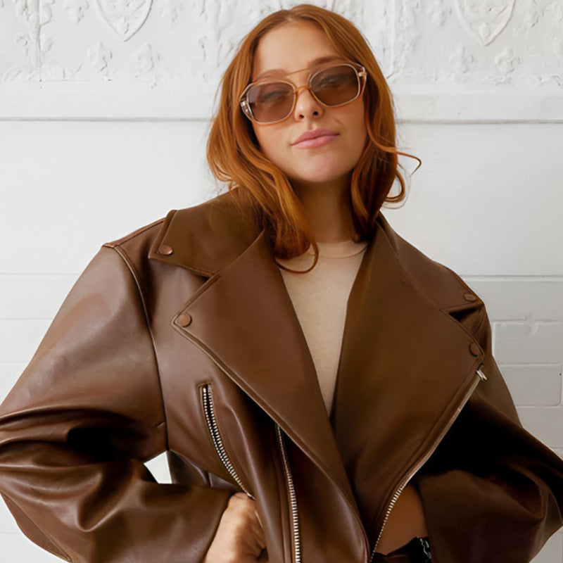 Women's fashionable sunglasses in contemporary design Bowlift