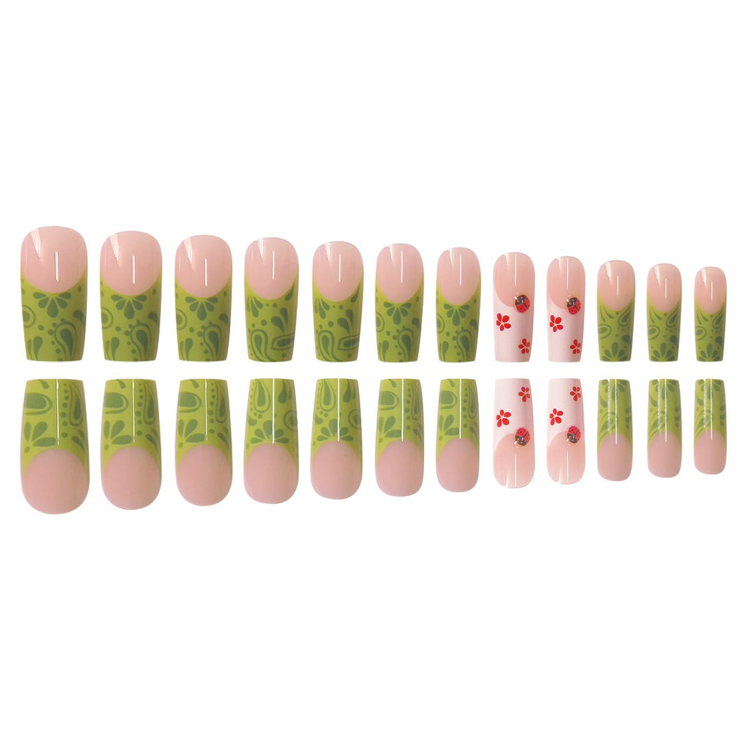 Floral Design Press-On Nails with Leaf Accents Bowlift
