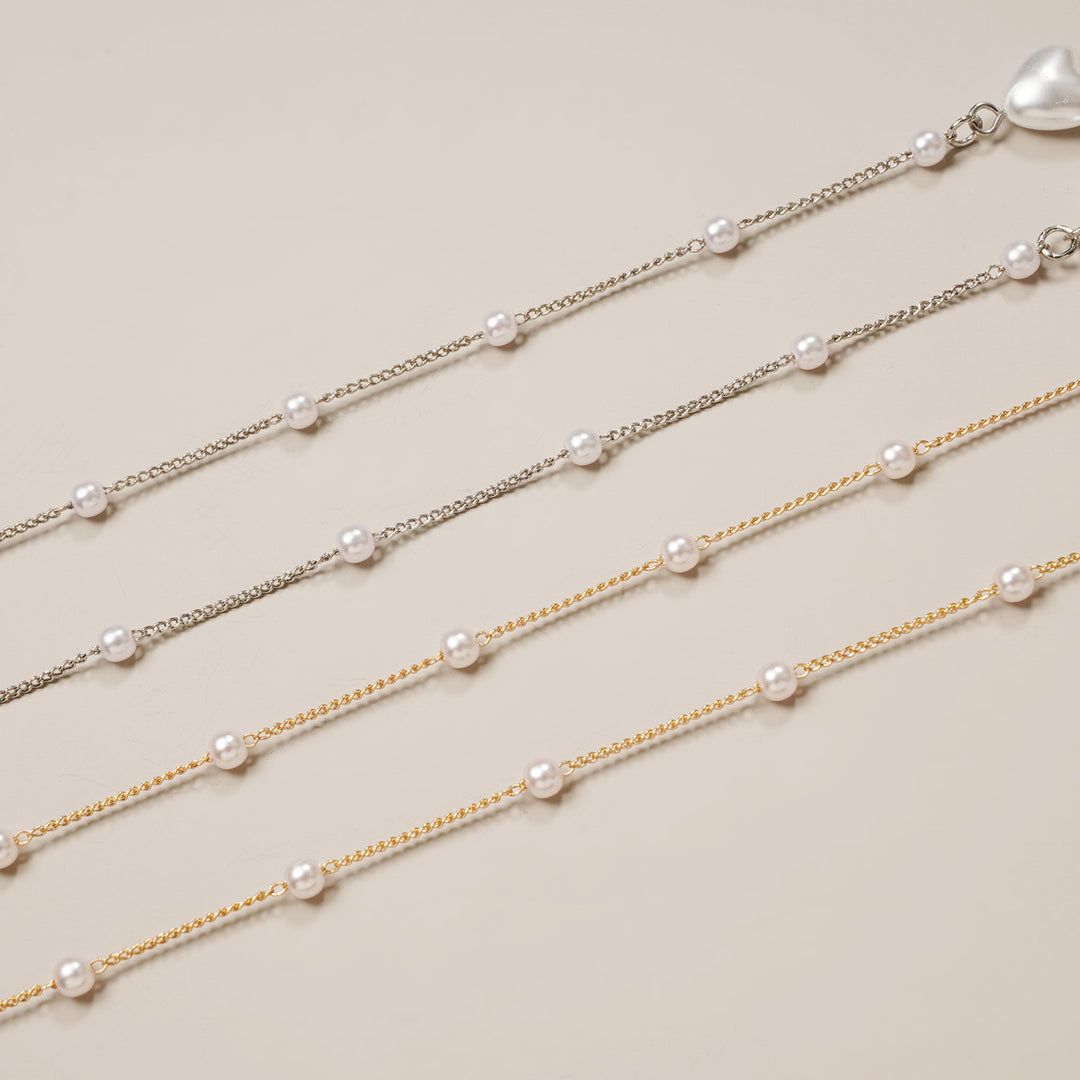 Heart-Embellished Eyewear Chain Bowlift