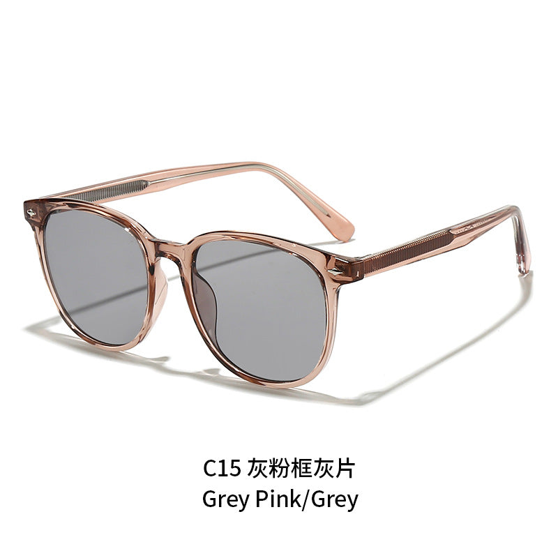 Women's fashionable sunglasses in elegant shape design Bowlift