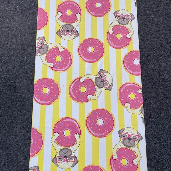 Beach towel with tropical flamingo design Bowlift