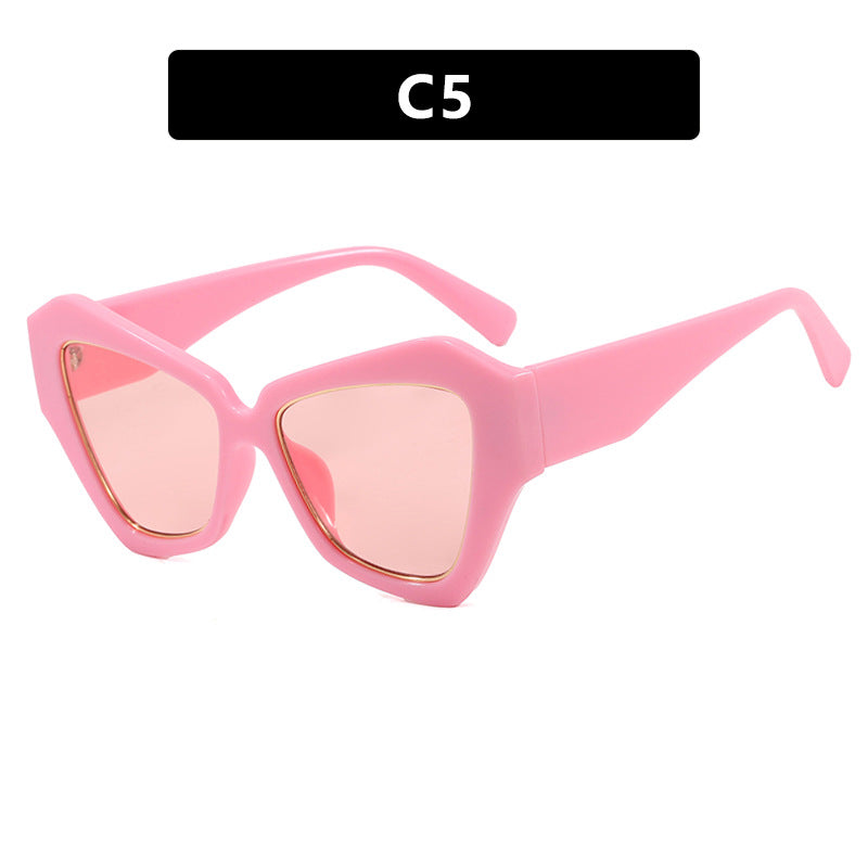 Women's trendy Cat-Eye sunglasses with elegant frame and UV protection Bowlift