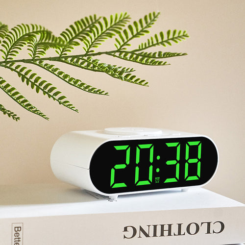 Digital FM clock radio with large LED display Bowlift