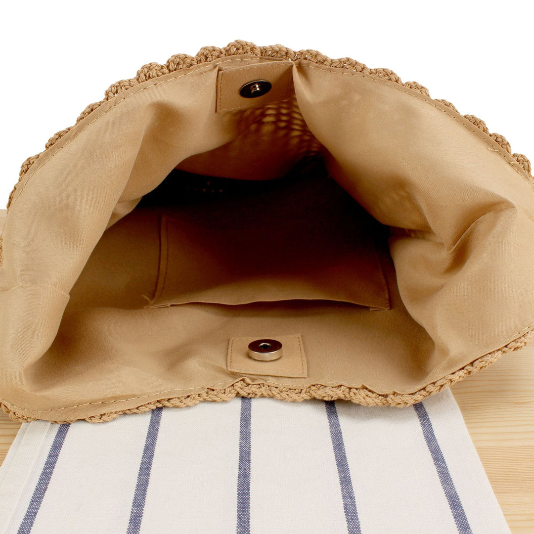 Fashionable shoulder bag with unique wooden handles Bowlift