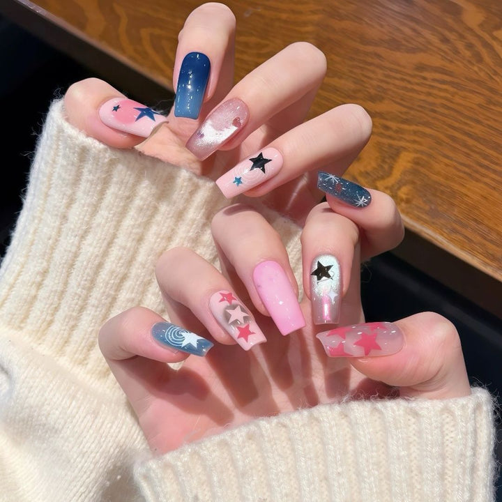Whimsical Bear-Themed Press-On Nail Art Kit Bowlift