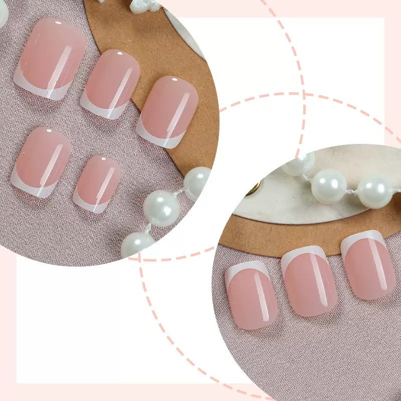 Artificial nail set with elegant French design Bowlift