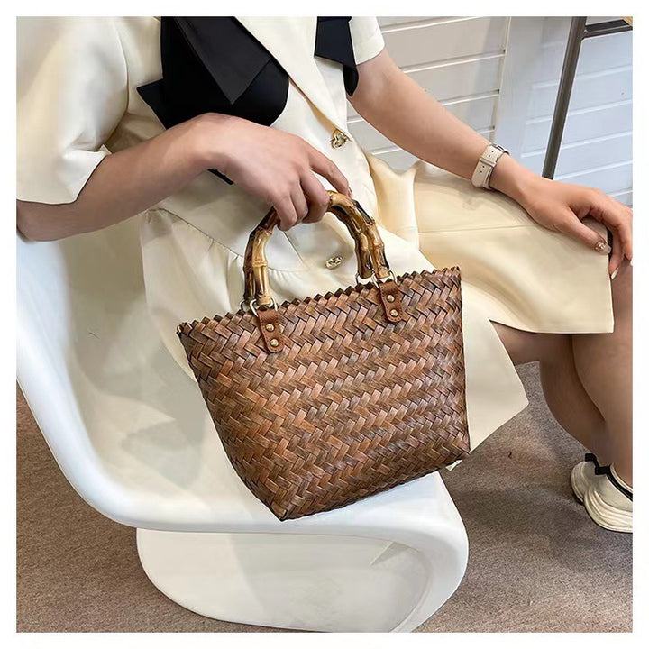 Handcrafted basket bag with bamboo handles Bowlift