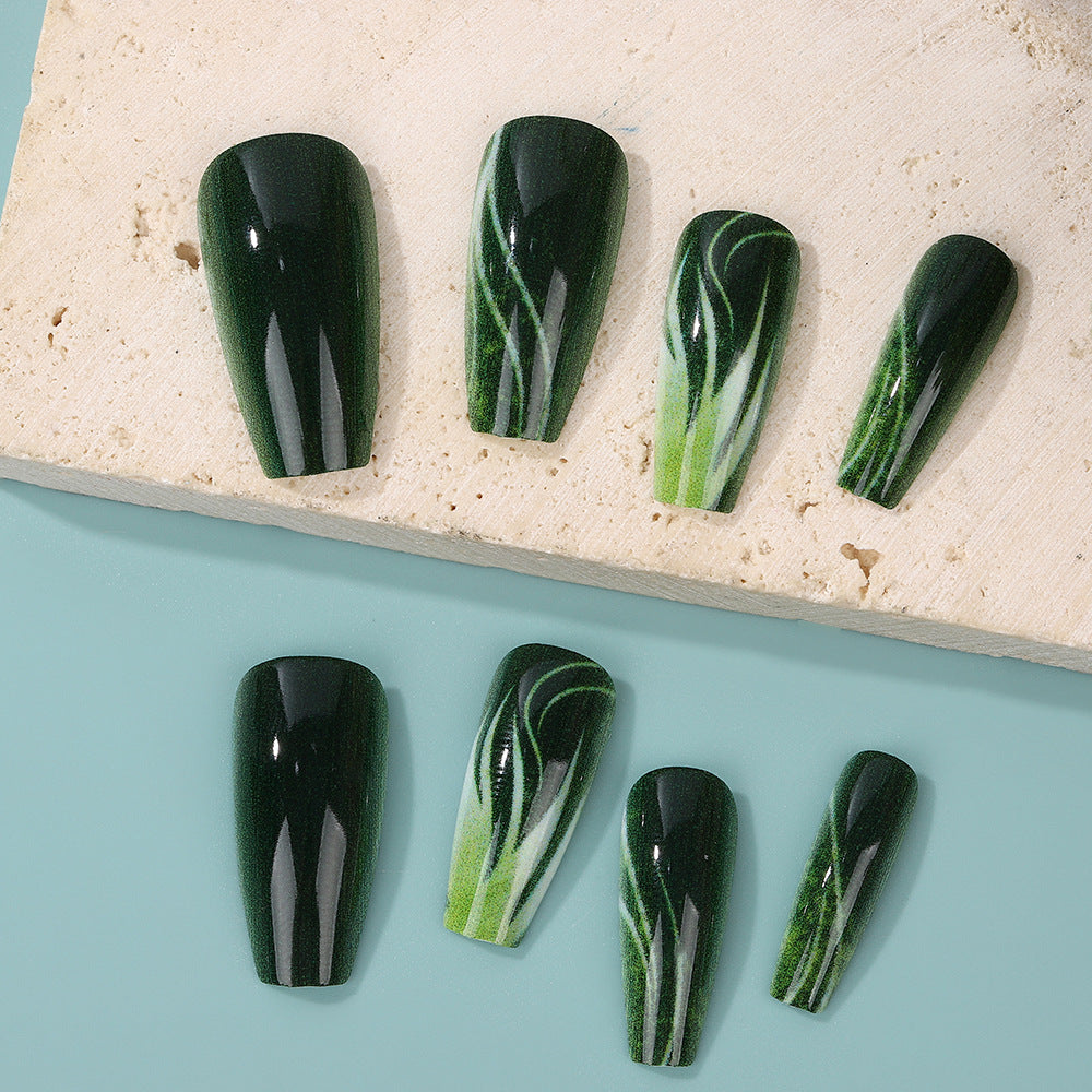 Creative nail art with green design Bowlift