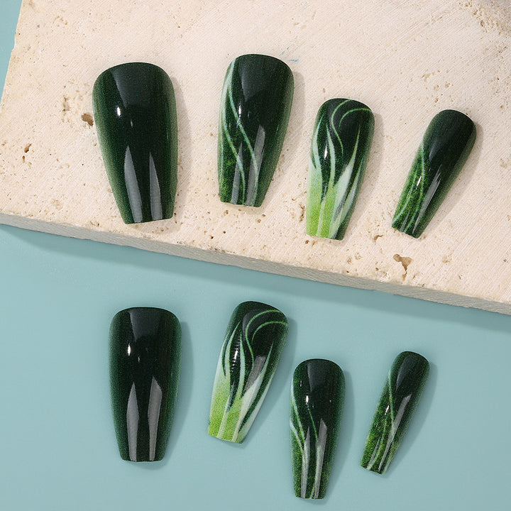 Creative nail art with green design Bowlift