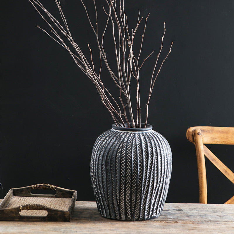 Stylish ceramic vase Bowlift