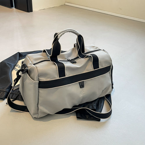 Versatile Weekend Getaway Duffel Bag