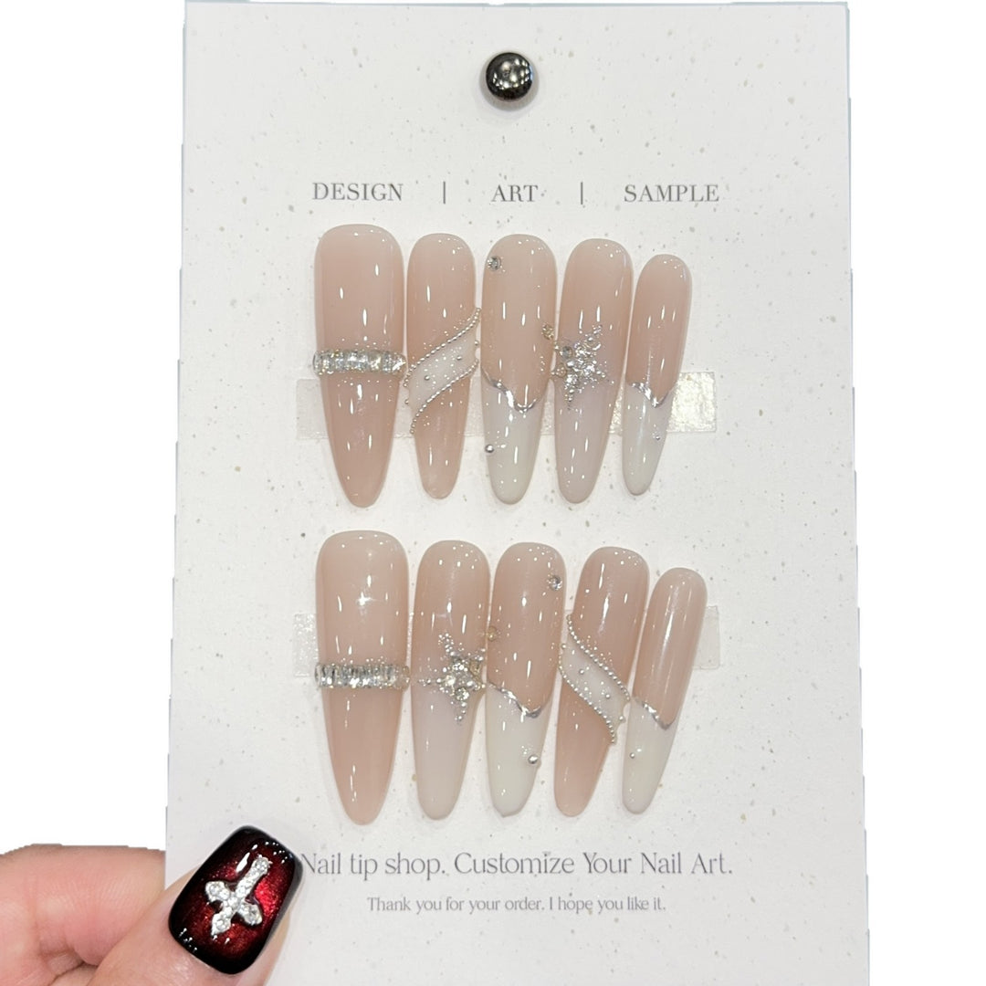 Glamorous Nail Art Bowlift