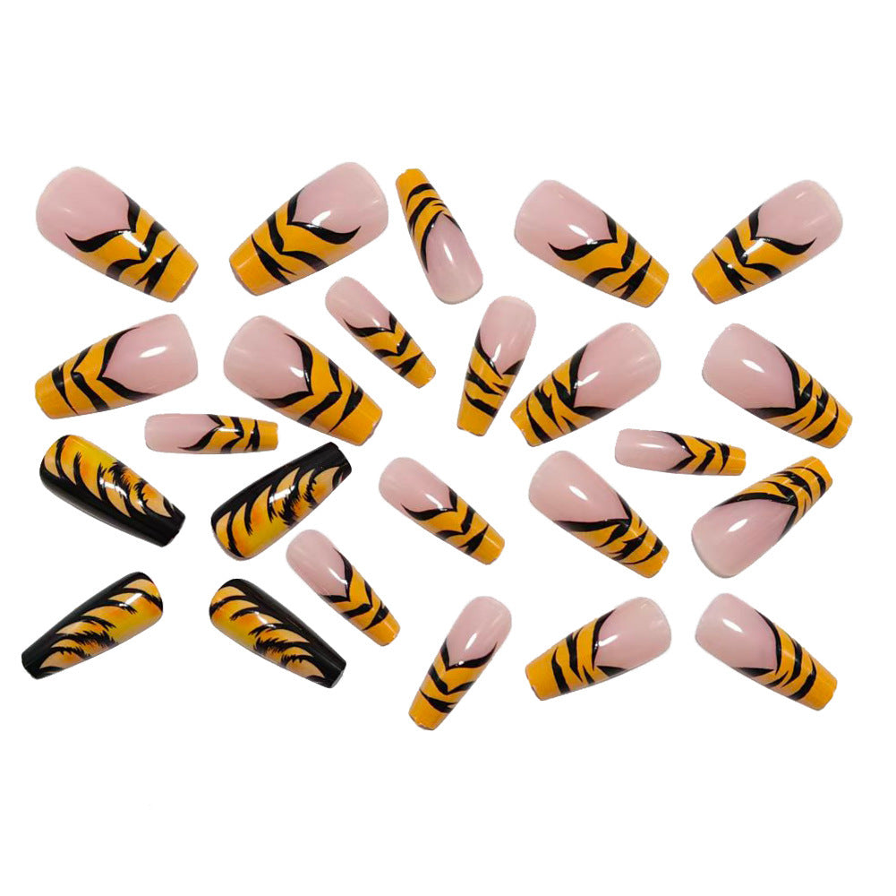 Creative Art Nails in Tiger Stripes Design Bowlift
