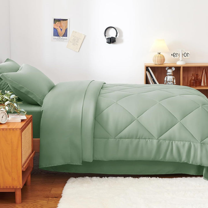 Luxurious Diamond Quilted Comforter Set Bowlift
