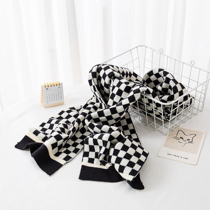 Women Stylish Check Scarf Bowlift