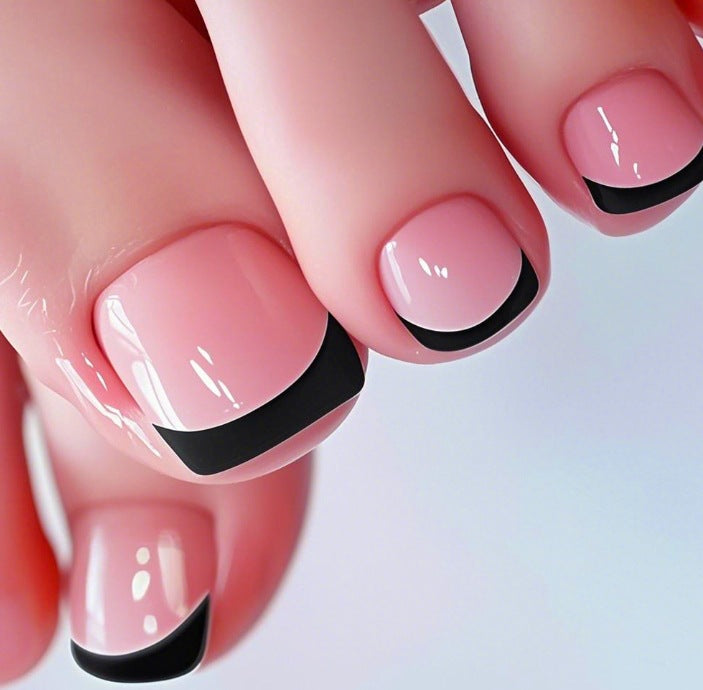 Chic French Tip Nail Art Bowlift