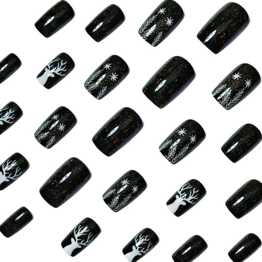 Artificial nails with festive winter motif Bowlift