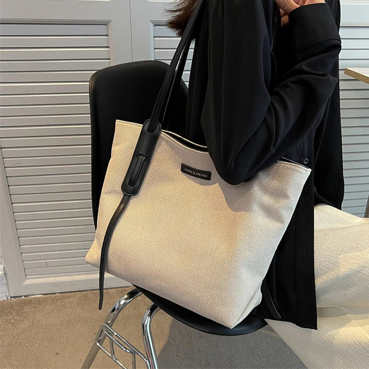Stylish Everyday Shoulder Bag Bowlift