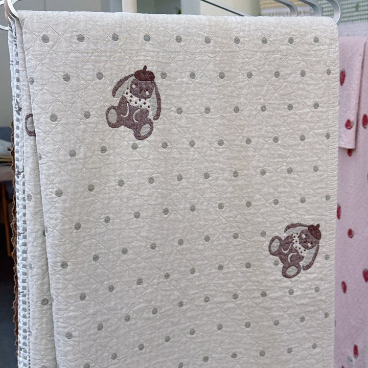 Ladies cuddly blanket with cute horse motif Bowlift