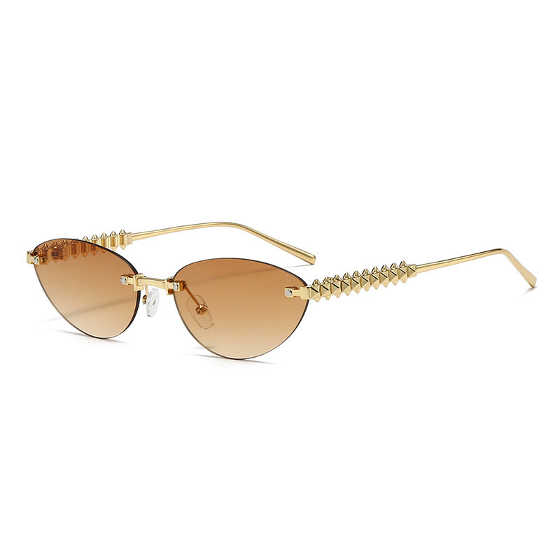 Women’s fashionable glasses with pointed accents Bowlift