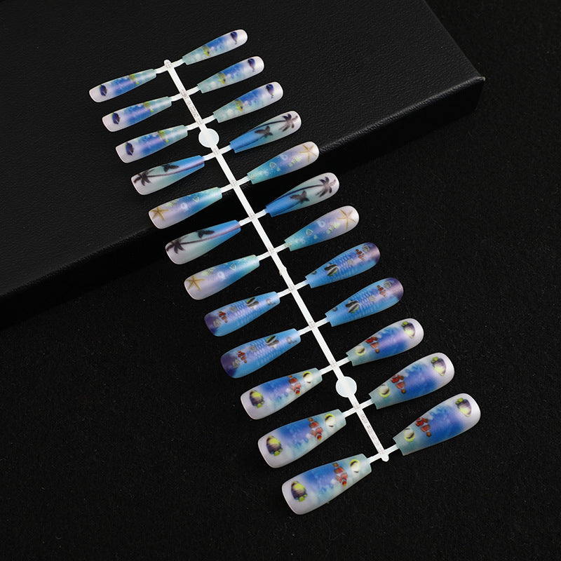 Artificial nails with maritime motifs Bowlift