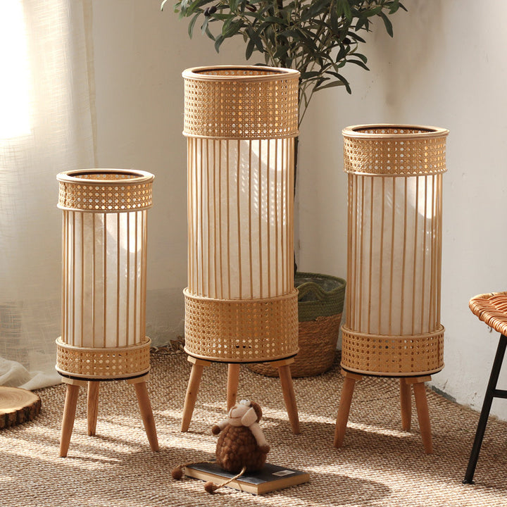 Stylish floor lamp in modern design Bowlift