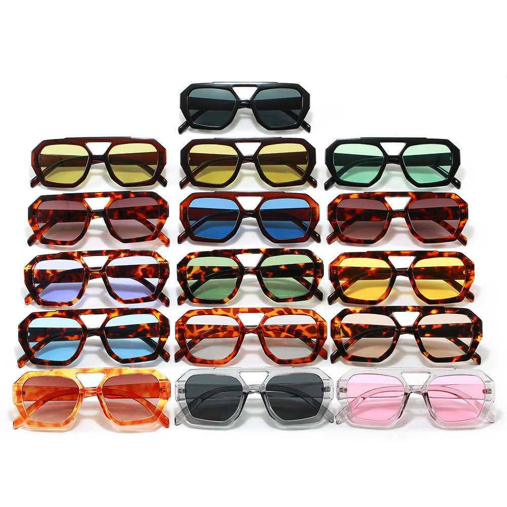Women's geometric sunglasses in extravagant design Bowlift