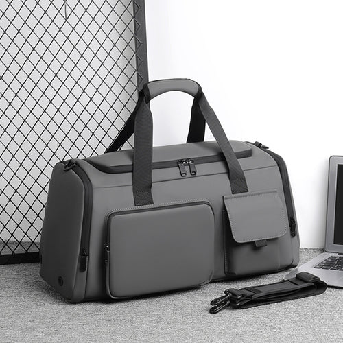 Sport and travel bag with diverse compartment solutions Bowlift