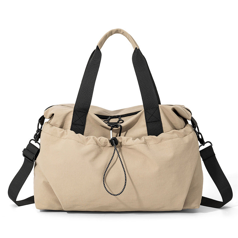 Practical sports and travel bag Bowlift