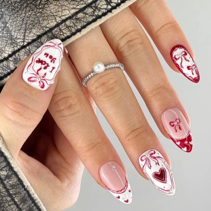 Animal-Inspired Press-On Nail Art Set Bowlift