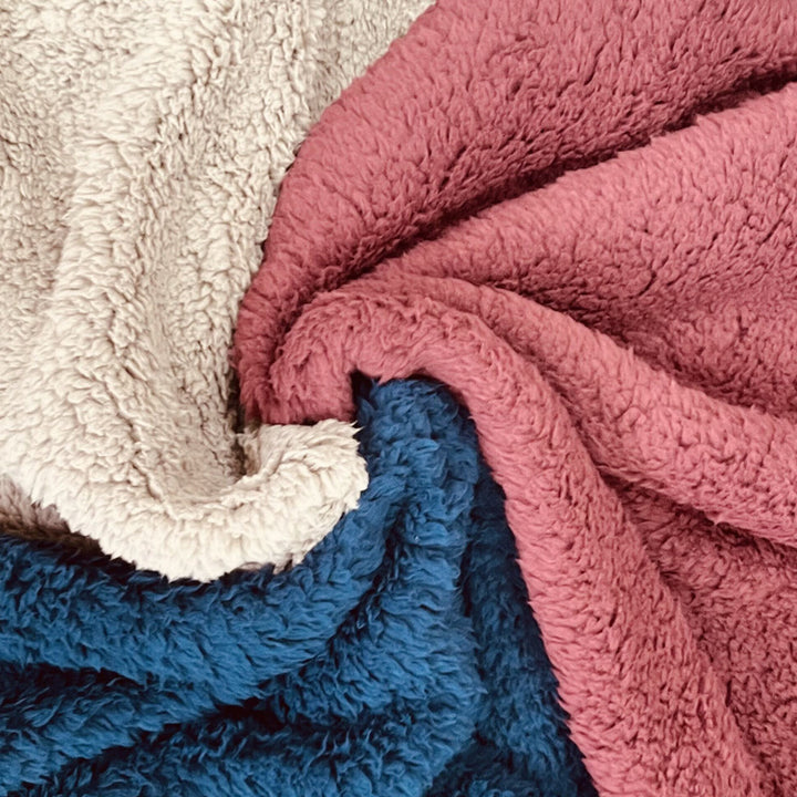 Luxurious Plush Throw Blanket
