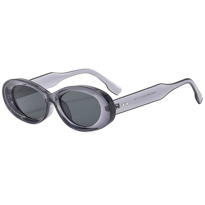 Women Retro-inspired Sunglasses in elegant oval design Bowlift