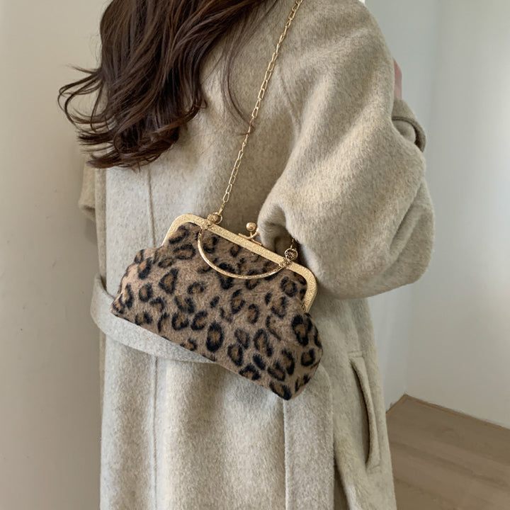 WoElegant Leopard Print Evening Handbag Bowlift