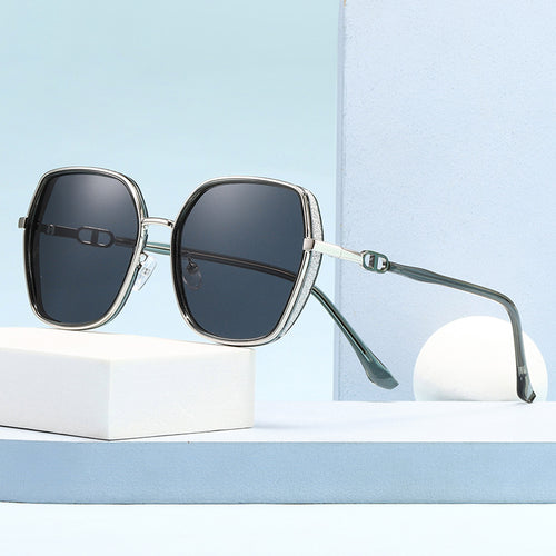 Women’s fashionable square sunglasses Bowlift