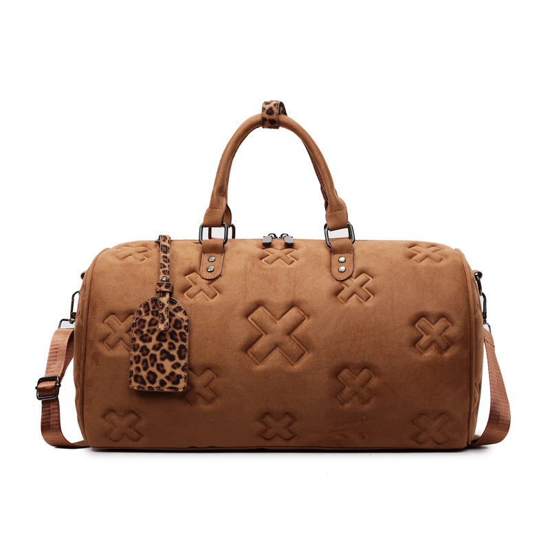 Sporty travel bag with trendy design and practical compartments Bowlift