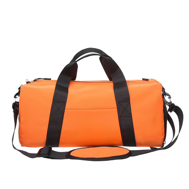 Sporty Travel Bag with Structured Interior Compartments Bowlift