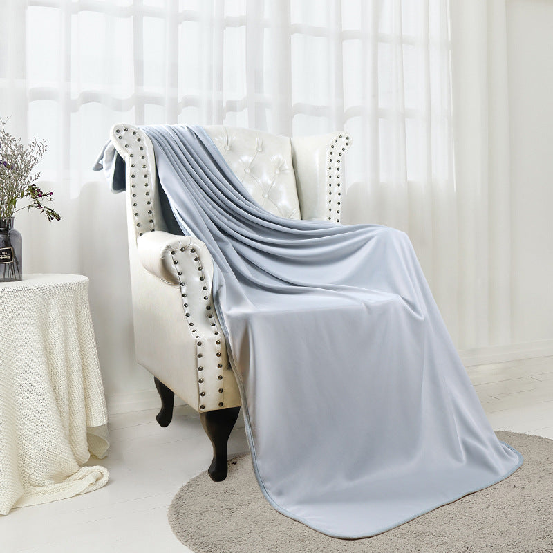 Women Premium Snuggle Blanket made of extremely soft microfiber fabric Bowlift