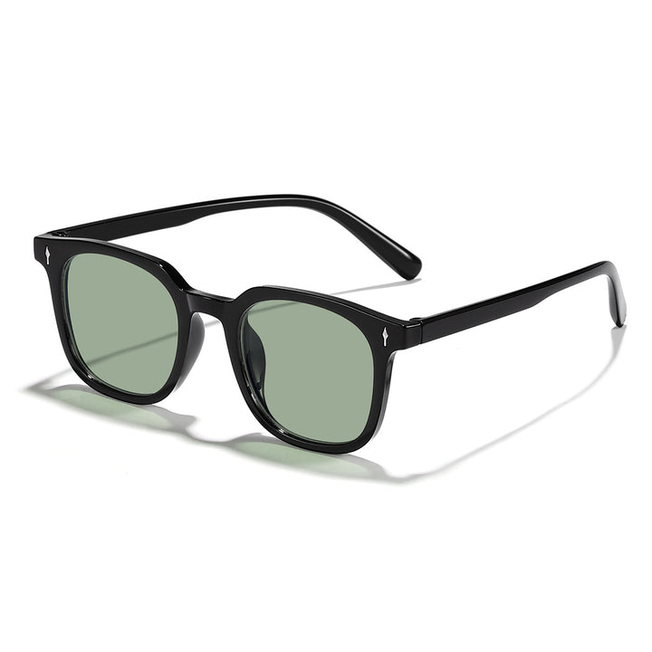 Ladies fashionable sunglasses with transparent frame and UV protection Bowlift
