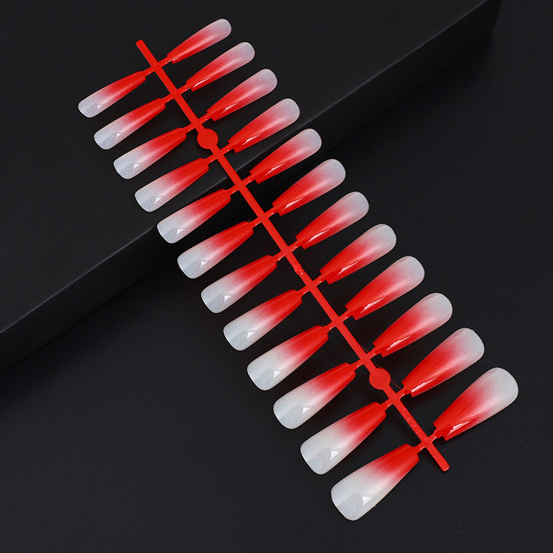 Artificial nails in elegant ombre design Bowlift
