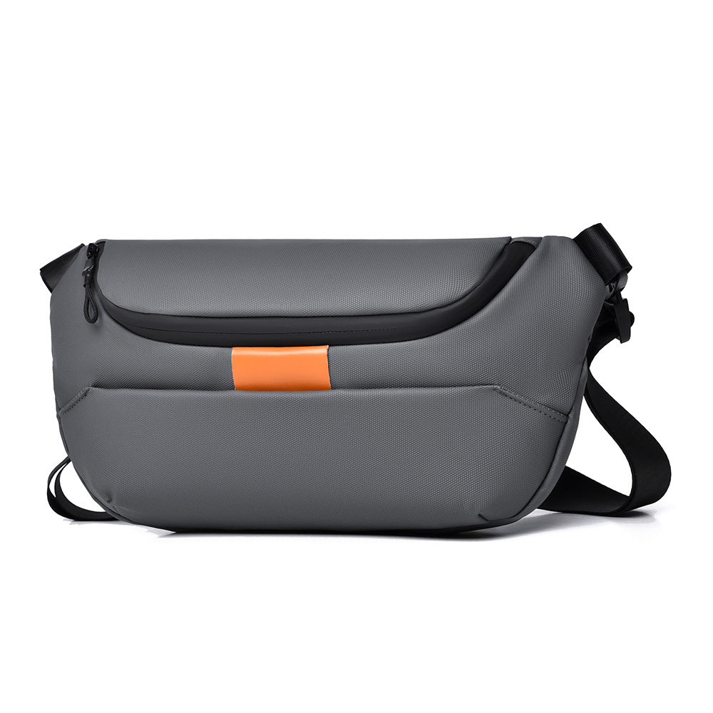 Sporty shoulder bag with versatile storage Bowlift