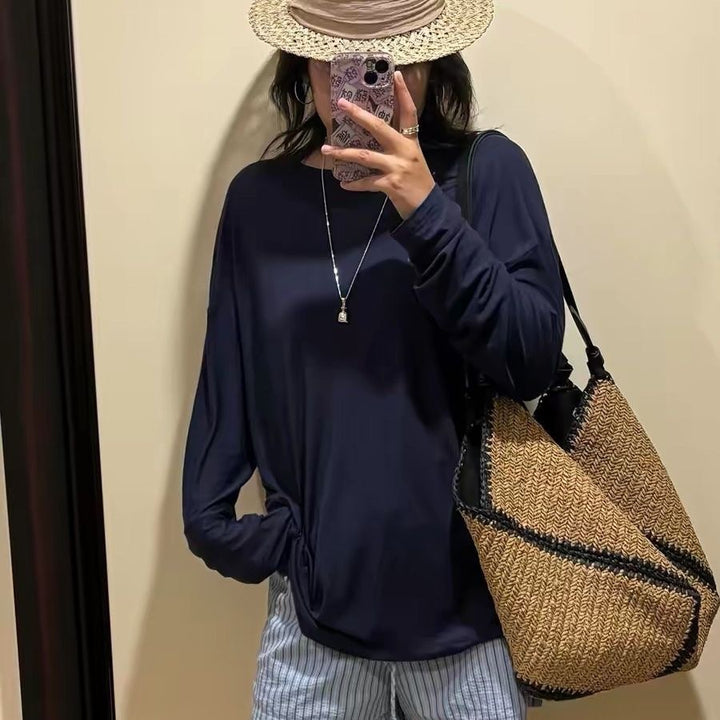 Generous shopping bag with handcrafted wave pattern Bowlift